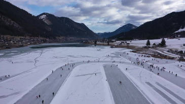 thumbnail of medium Eistauchen am Weissensee